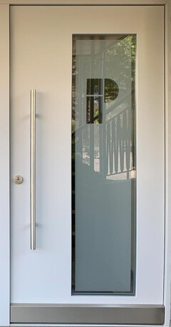 Baisch Haustüre mit weißem Holz