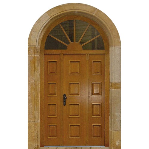 Portalhaustüre mit großem Holzfenster